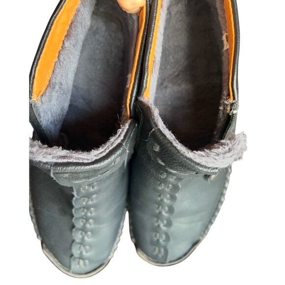 Mens Caoutchoug Size 10 EU 43 Black Leather Casual Shoes Faux Fur Lining & Side - Picture 9 of 9